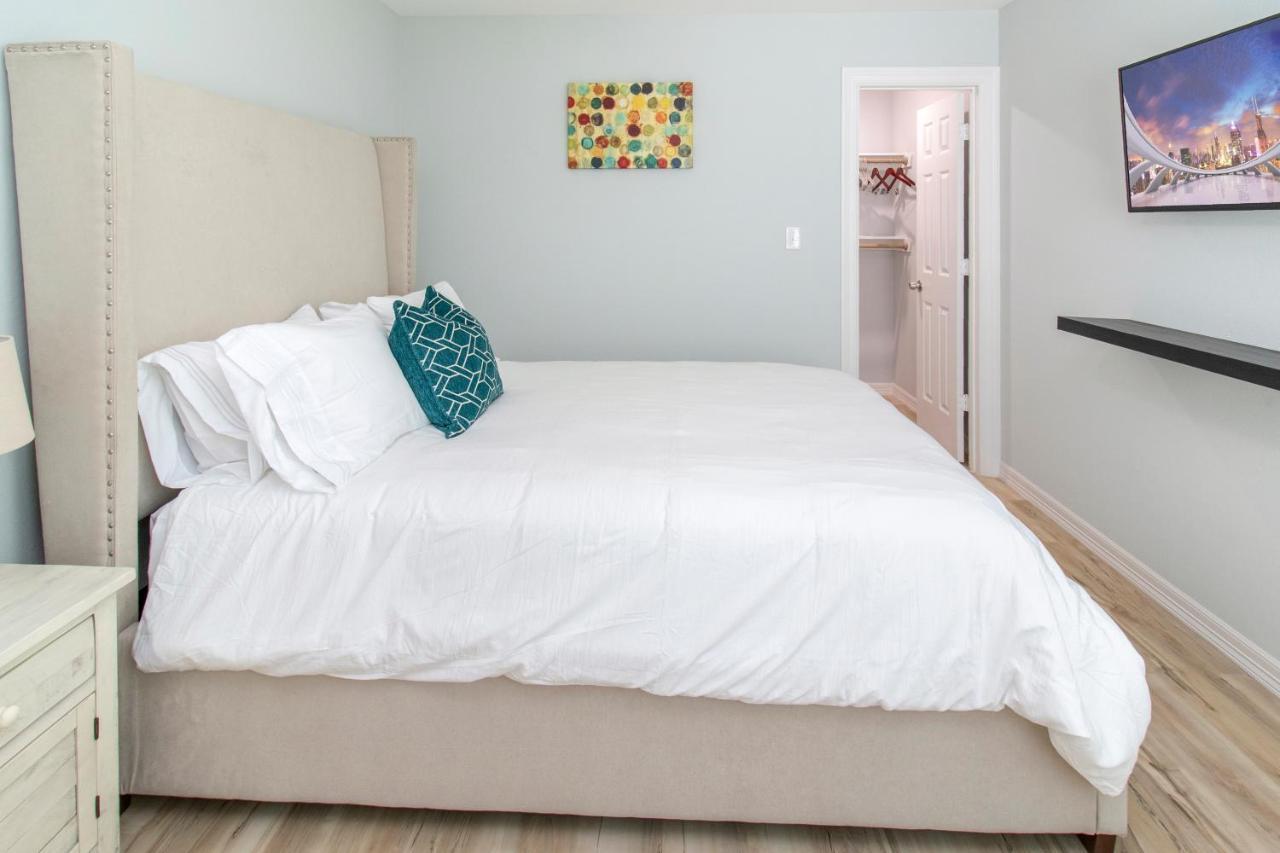 Peerless Retreat - Minutes From Downtown Houston Villa Buitenkant foto